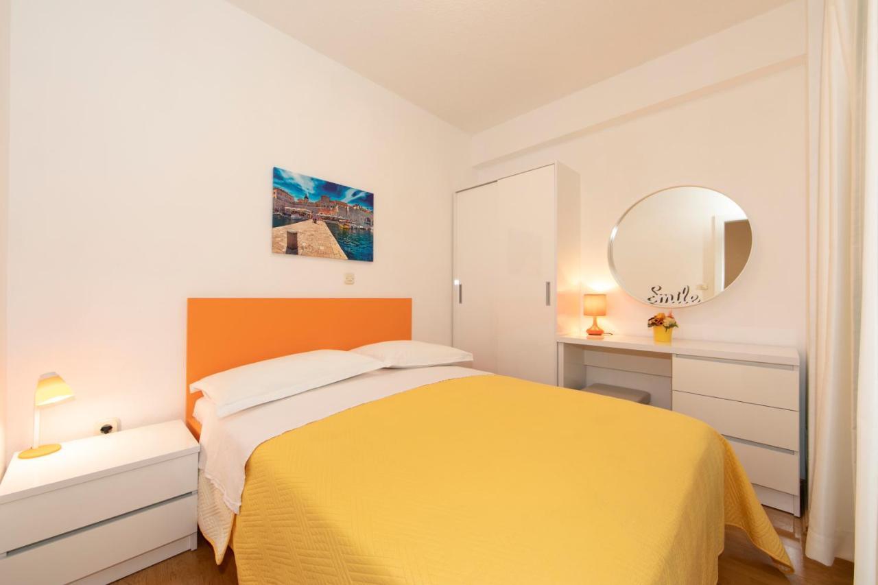 Apartments Milana 2 Tučepi Екстериор снимка
