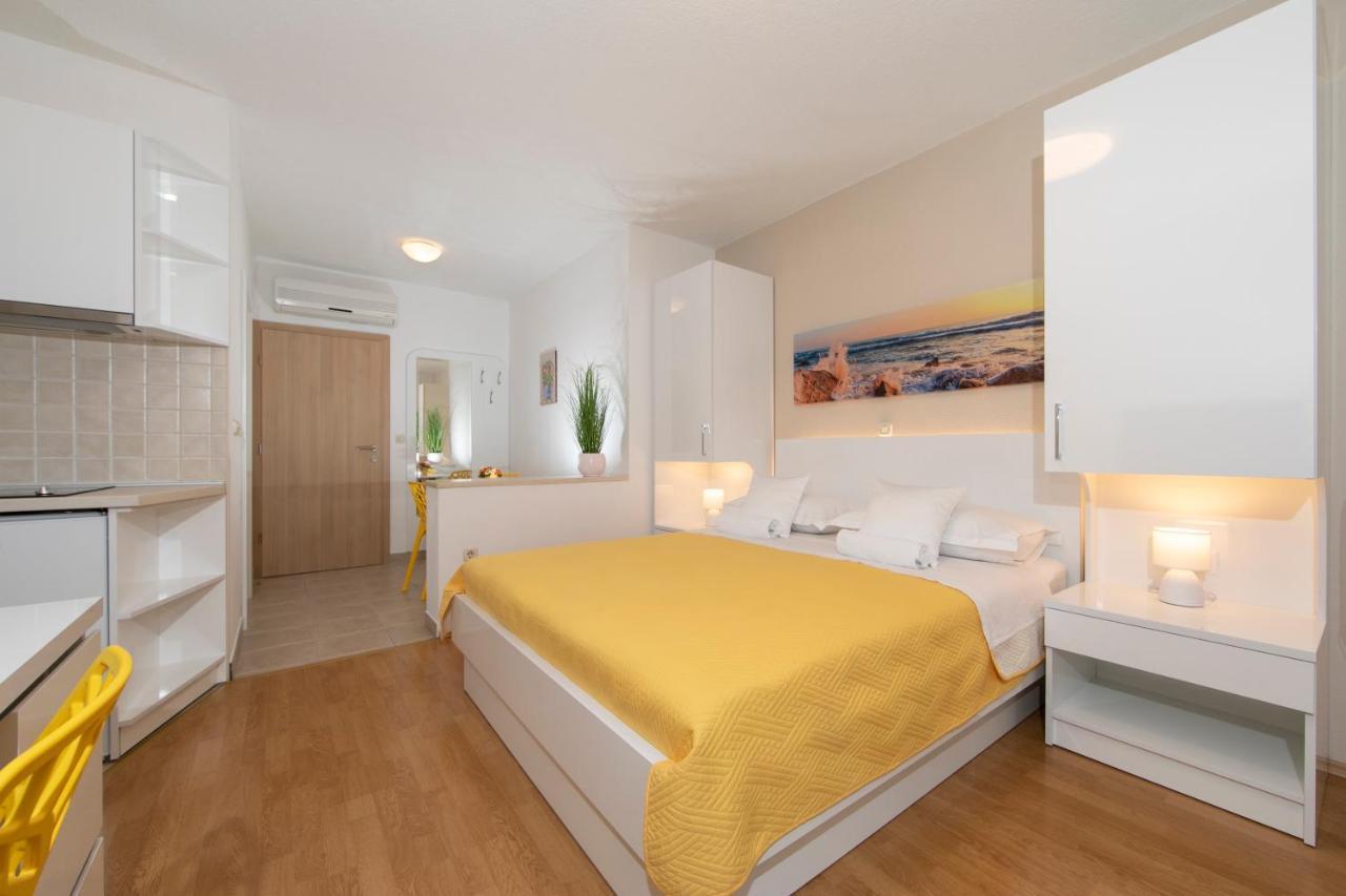 Apartments Milana 2 Tučepi Екстериор снимка