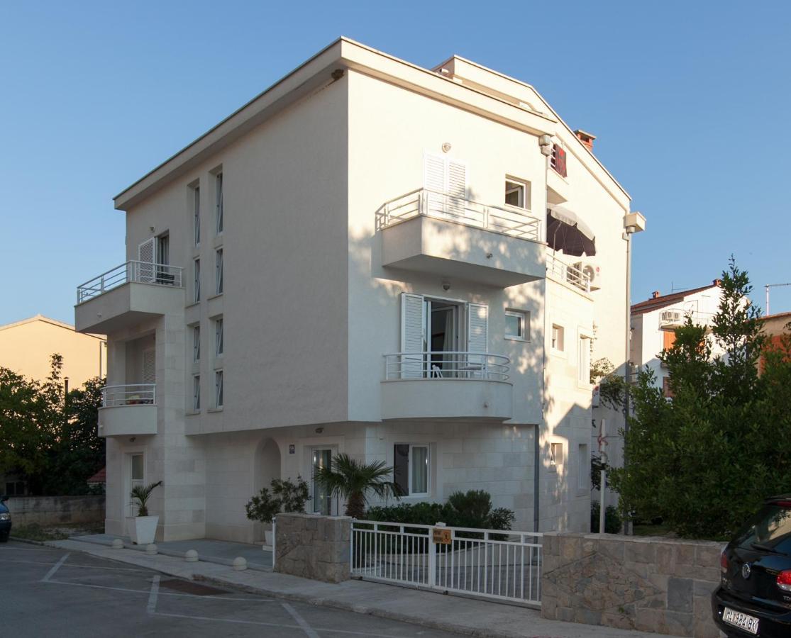 Apartments Milana 2 Tučepi Екстериор снимка