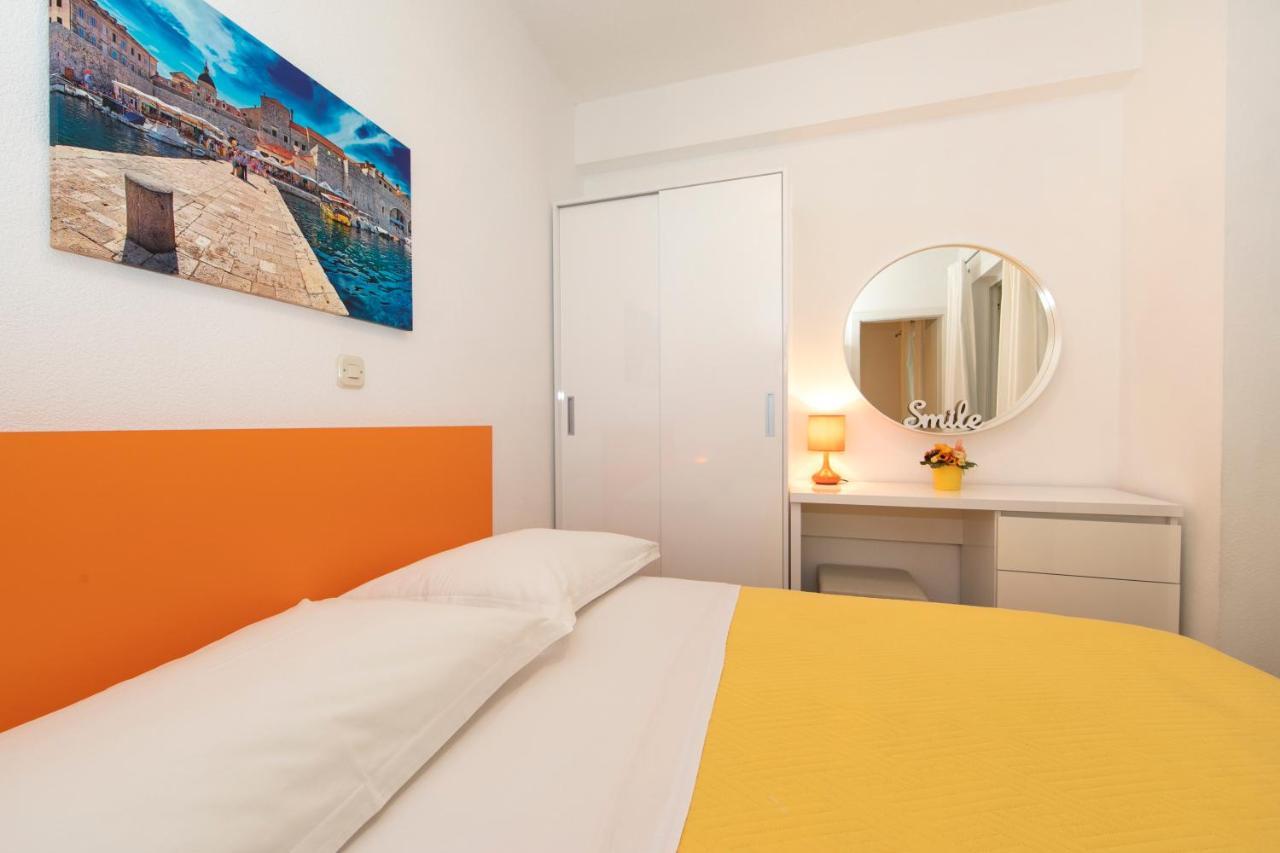 Apartments Milana 2 Tučepi Екстериор снимка