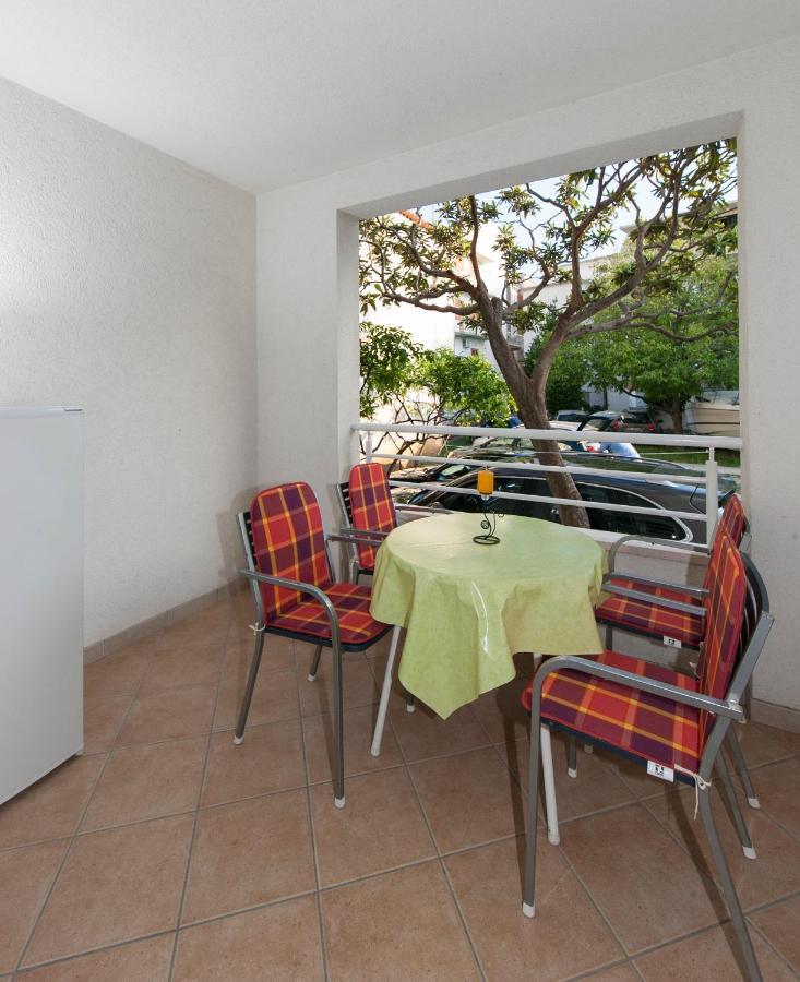 Apartments Milana 2 Tučepi Екстериор снимка