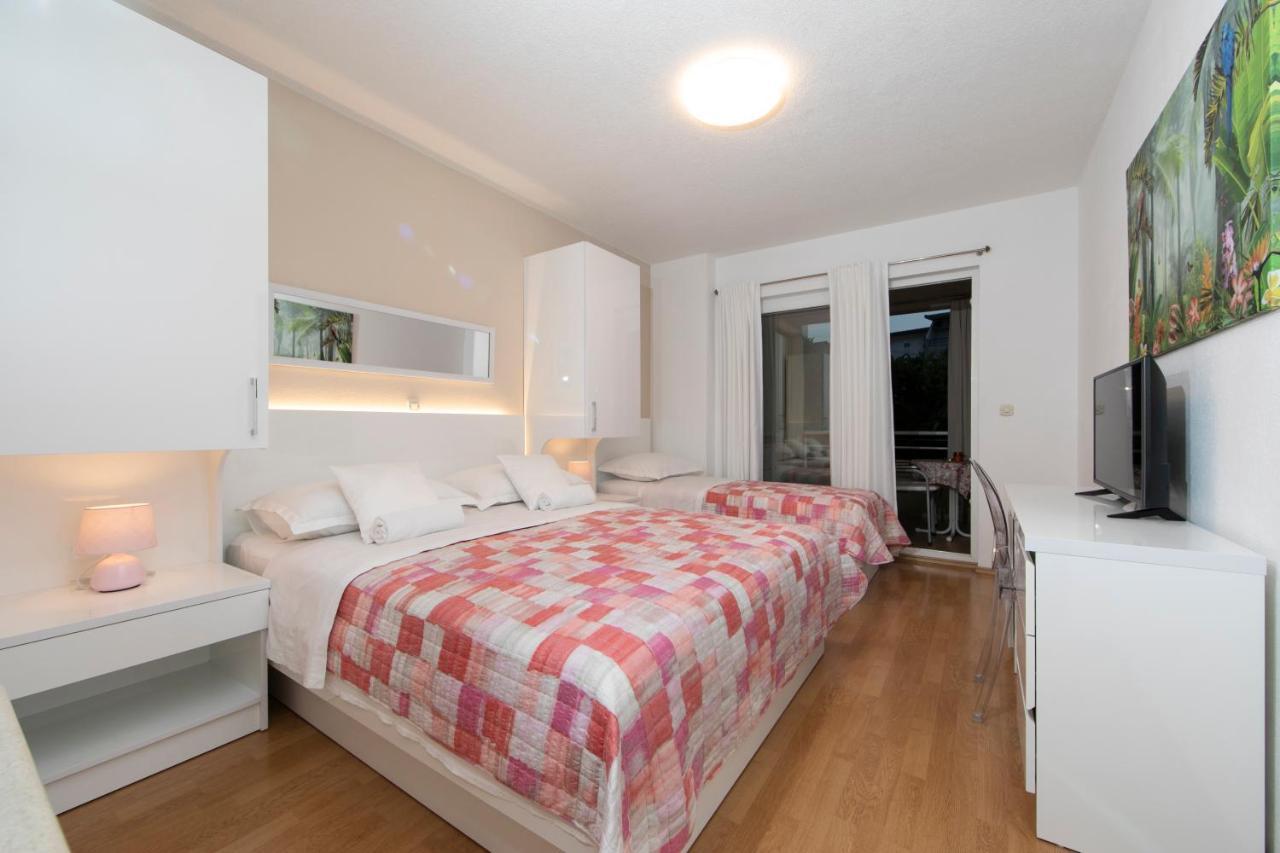 Apartments Milana 2 Tučepi Екстериор снимка