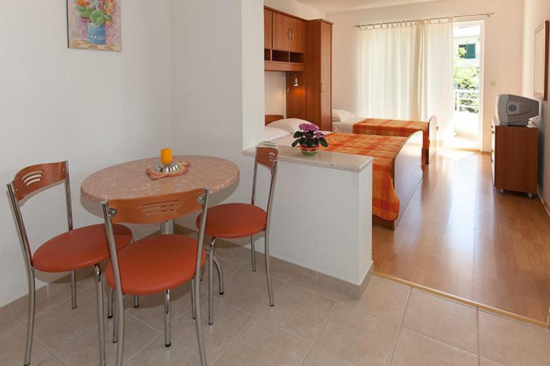 Apartments Milana 2 Tučepi Екстериор снимка