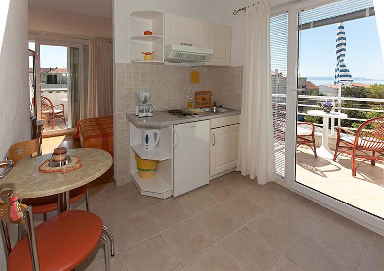 Apartments Milana 2 Tučepi Екстериор снимка