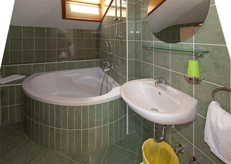 Apartments Milana 2 Tučepi Екстериор снимка