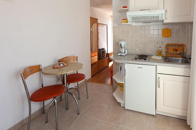 Apartments Milana 2 Tučepi Екстериор снимка